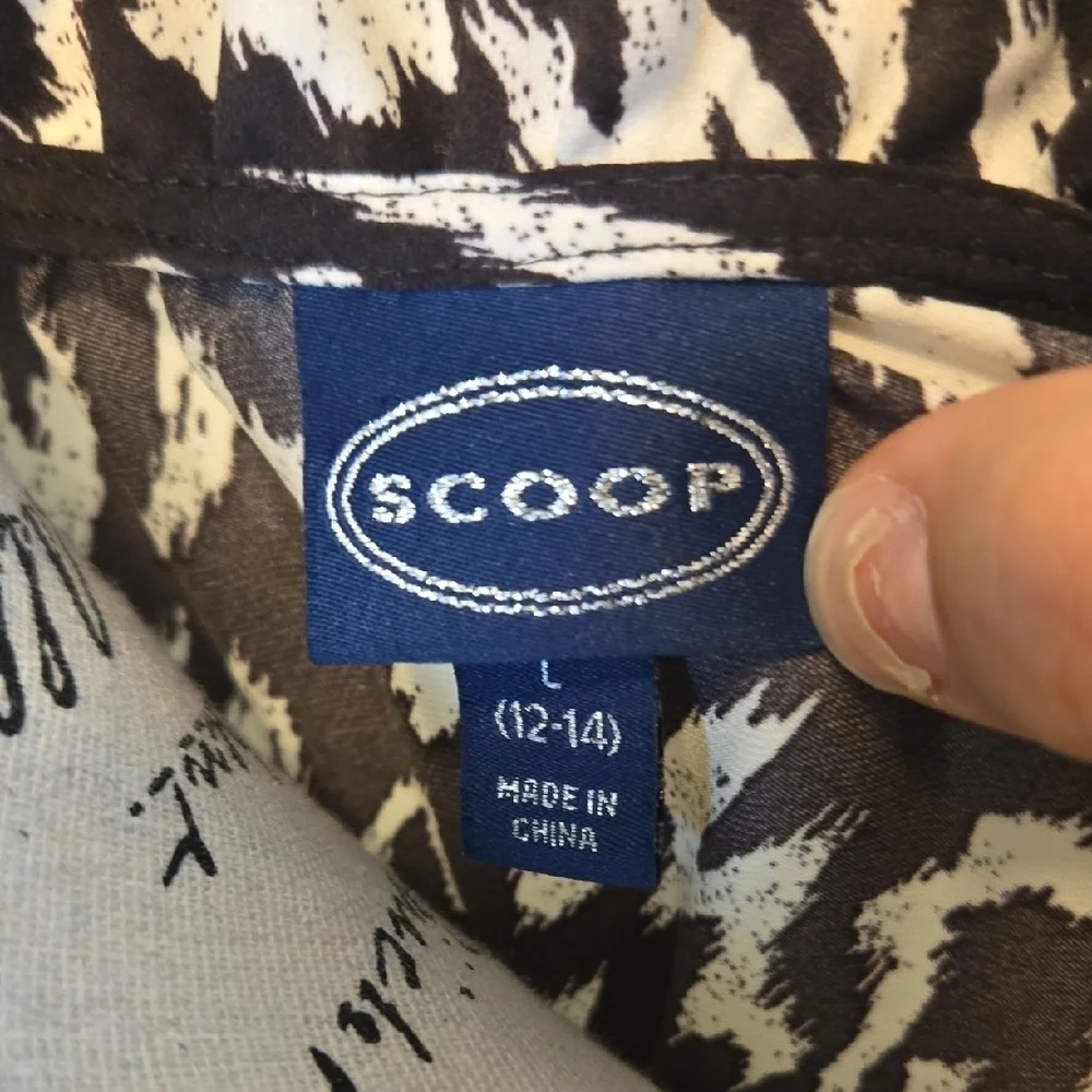 Scoop step out